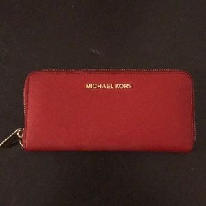 red michael kors continental zip wallet